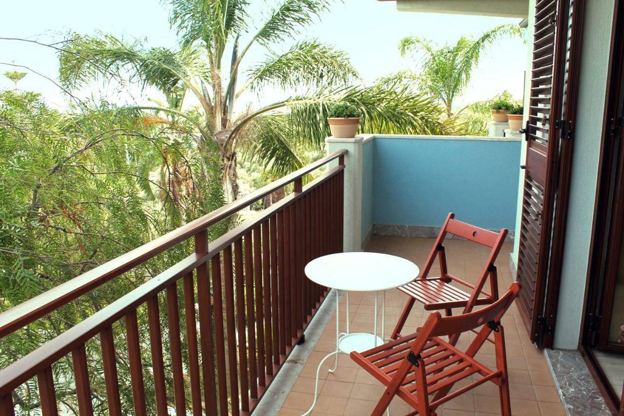 Villa I Minnulareddi Giardini-Naxos Kültér fotó